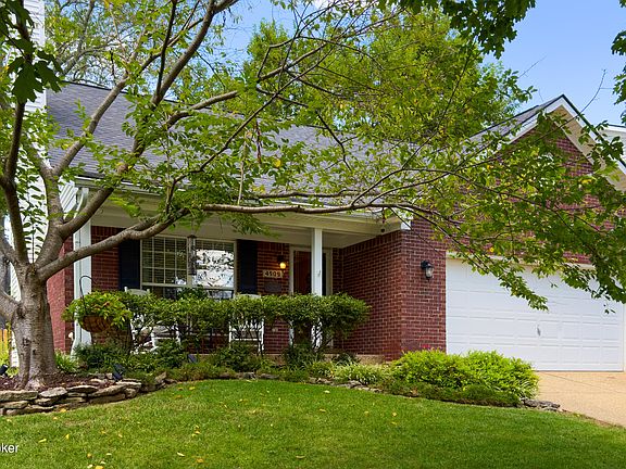 2nd image of 4909 Oakbrook Dr