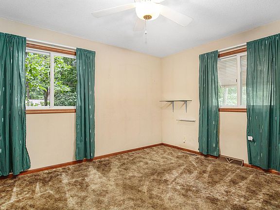 5th image of 8045 S Scenic Dr