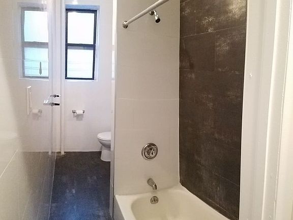 3rd image of 292 Saint Johns Pl APT 56