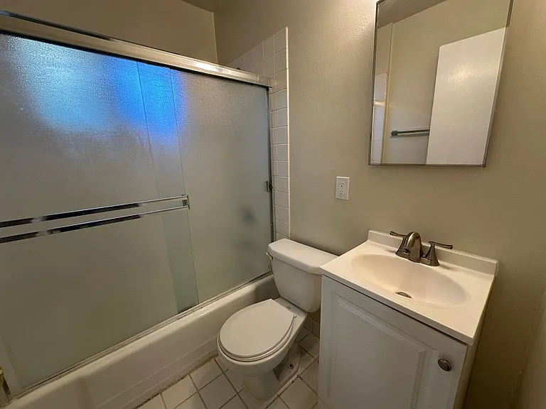 538 Troy Dr — Photo 10