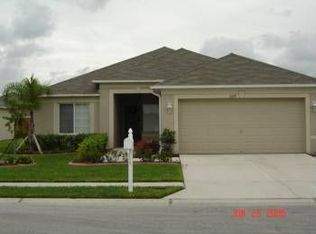 2610 Queen Alberta Dr, Valrico, FL 33596