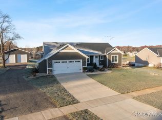 11791 Crystal Ridge Dr NE, Sparta, MI 49345