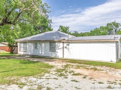 604 N West St, Konawa, OK, 74849