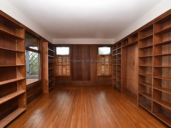 5th image of 134 San Carlos Ave