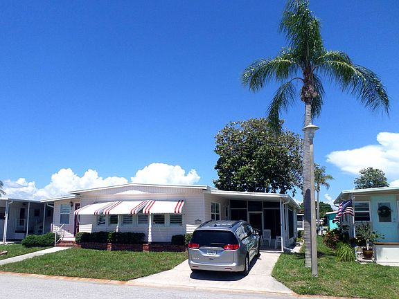 3rd image of 8415 Carrie Ln