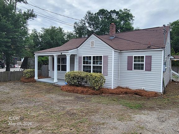 2nd image of 1610 Remount Rd
