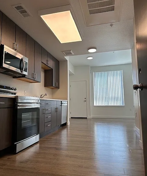 Krisana Apartments — Photo 35