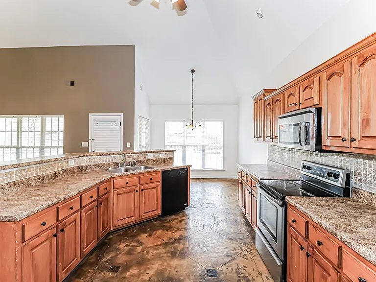 5432 Milton Ridge Dr — Photo 9