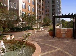 54 Rainey St APT 806, Austin, TX 78701