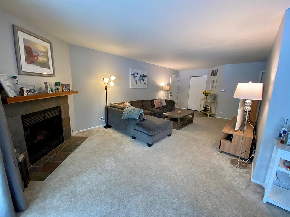 1st image of 2405 Mallow Ct Unit W1