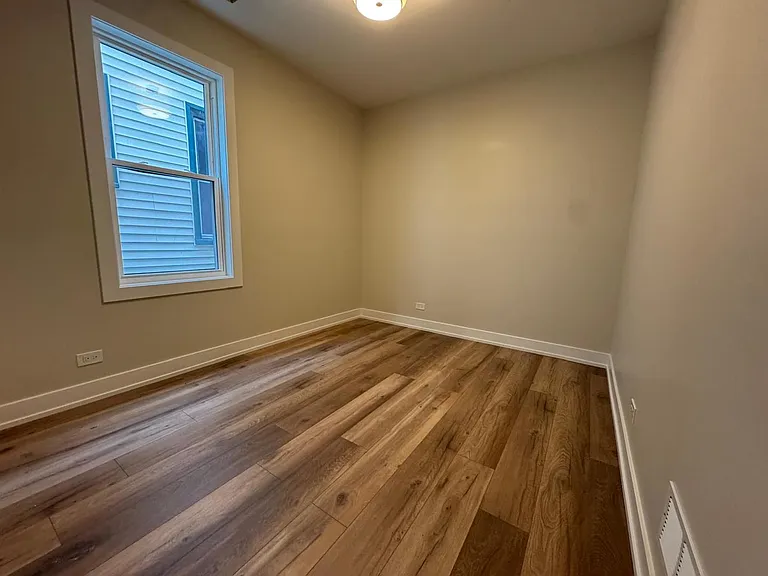 2522 W Charleston St #2 — Photo 11