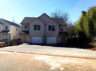 318-320 Zach Dr, Boiling Springs, SC 29316