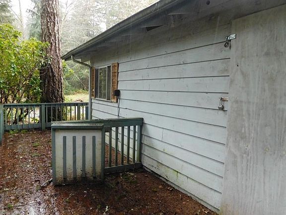4th image of 1450 E Timberlake East Dr