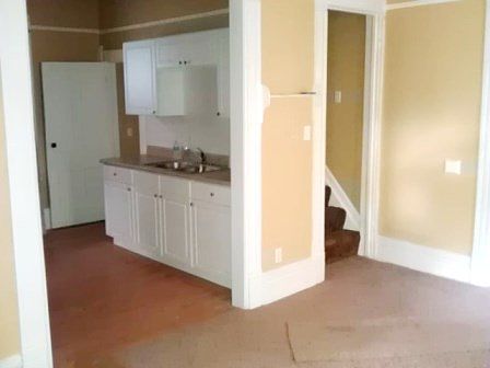 3rd image of 908 Leland Ave