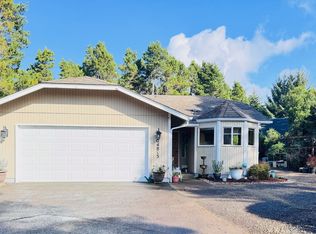 4813 Oceana Dr, Florence, OR 97439