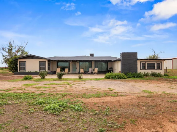 1865 N Fm 1490, Levelland, TX 79336