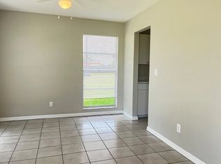 1012 Diplomat Pkwy E, Cape Coral, FL 33909
