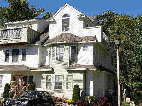 14 Courtland Ct, Egg Harbor Township, NJ 08234