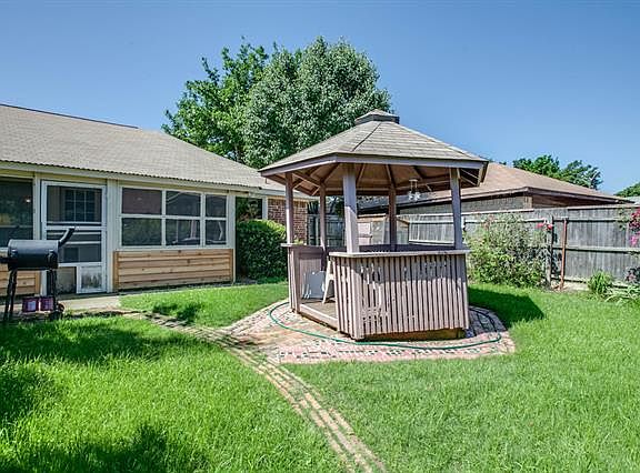 4th image of 1545 Autumn Breeze Ln
