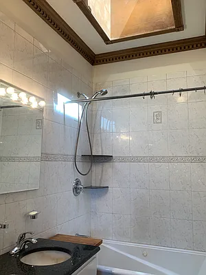 Rented by Compass | media 49