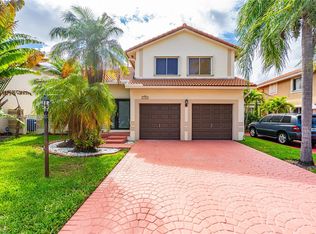 18356 NW 61st Pl, Hialeah, FL 33015