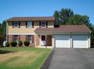 564 Gralan Dr, Lancaster, PA 17601