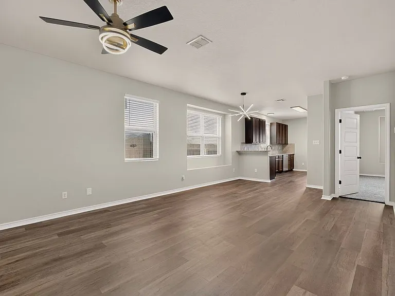 10423 Green Pr — Photo 8