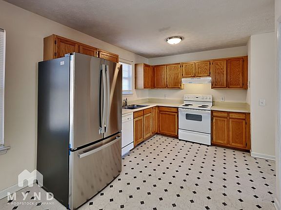 3rd image of 3726 James Ed Rd
