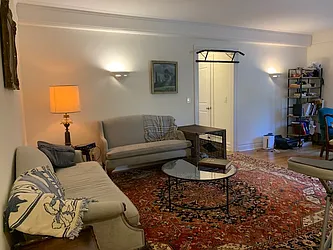 Rented by Rita S Citrin, LREB