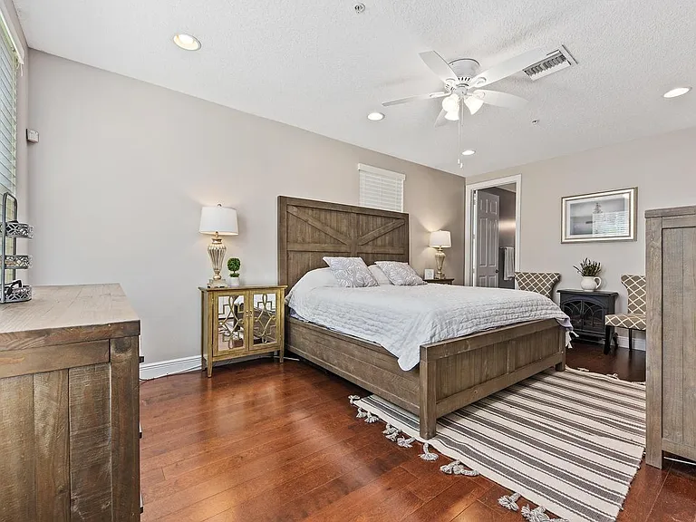 4321 Savannah Bay Pl — Photo 15