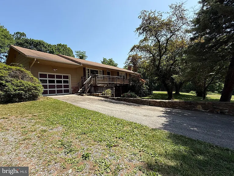 11103 Putman Rd — Photo 2
