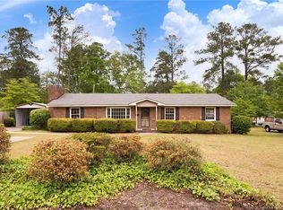 823 E Donaldson Ave, Raeford, NC 28376