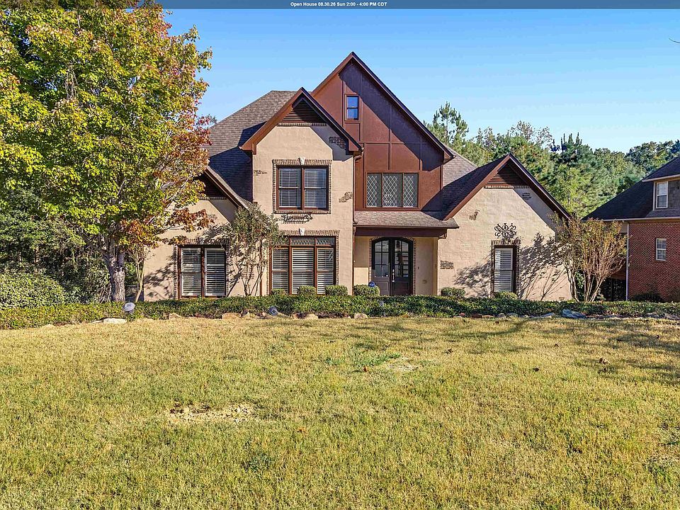 1st image of 828 Ballantrae Pkwy