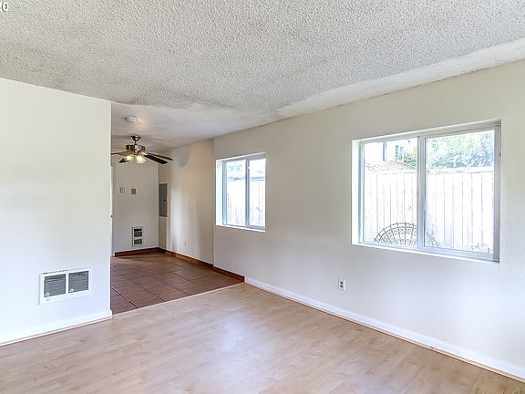 5th image of 6012 NE 17th Ave