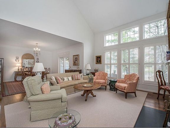 5th image of 16 Haskell Dr