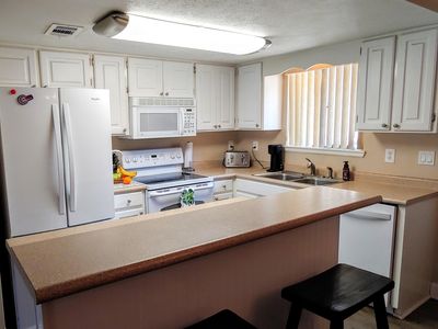 135 W Leslie Ln, Panama City Beach, FL, 32407