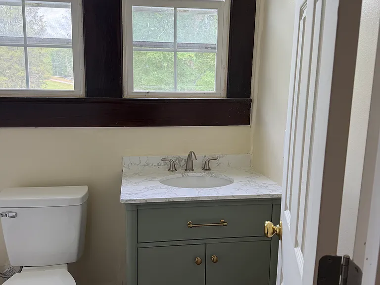 2665 E Ridge Rd — Photo 16