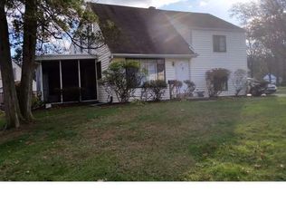 69 S Robarts Dr, Phoenixville, PA 19460