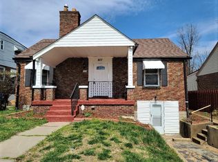 807 Rolwes Ave, Saint Louis, MO 63135