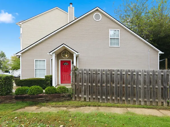 449 Windfield Pl, Lexington, KY 40517