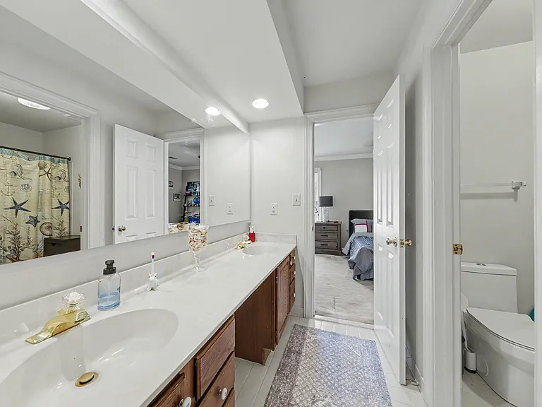16652 Purcival Ct — Photo 8