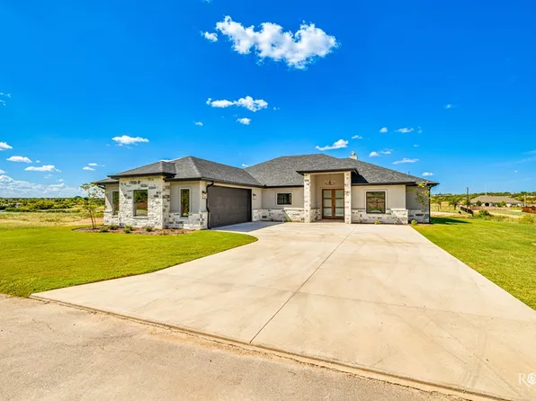 2301 Hillside Dr, San Angelo, TX 76904
