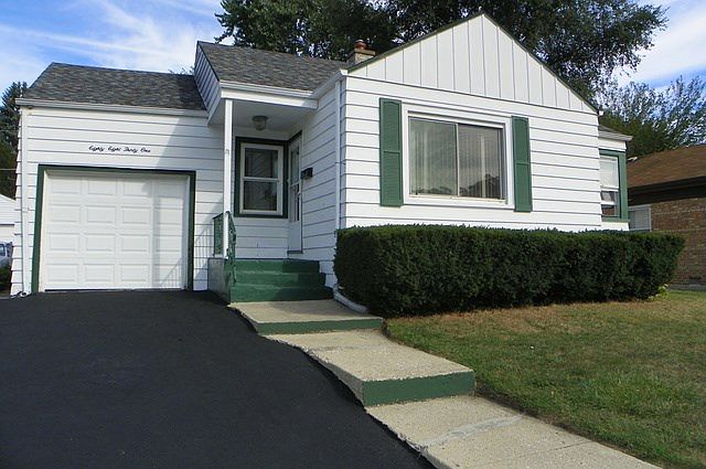 1st image of 8831 S Talman Ave