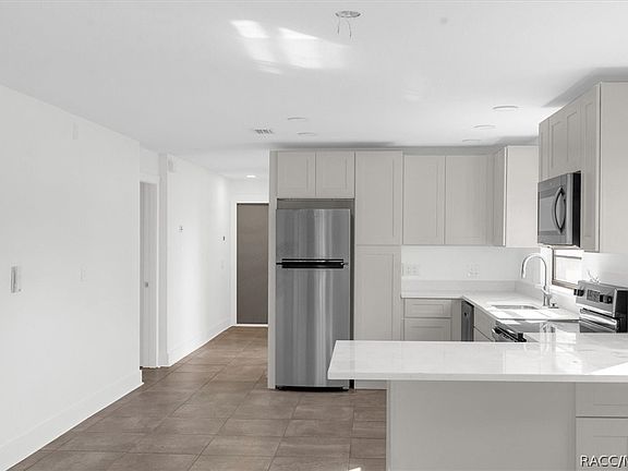 5th image of 5222 S View Point