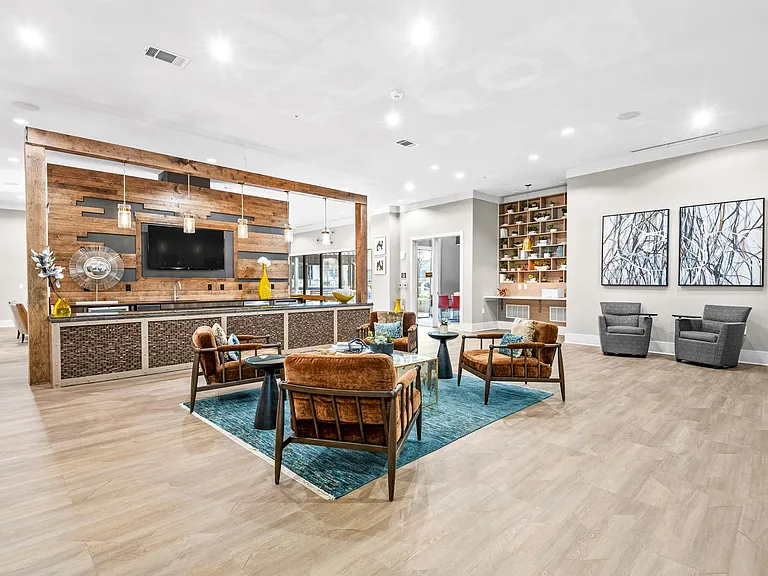 The Flats at Palisades — Photo 24