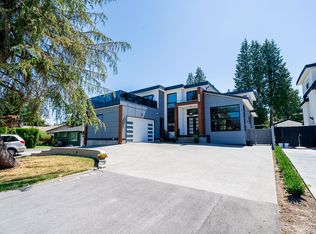 14752 60a Ave, Surrey, BC V3S1W1