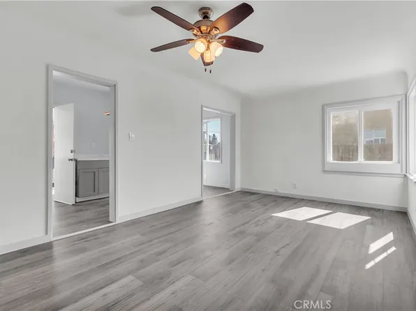 8750 Greenfield Park Dr, Bakersfield, CA 93307