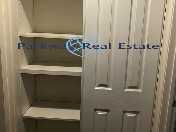 5th image of 8531 Wintergardens Blvd #C