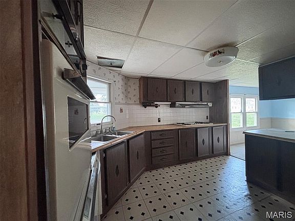 5th image of 256 N 2nd St