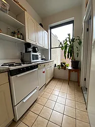 Rented by Aryeh Realty